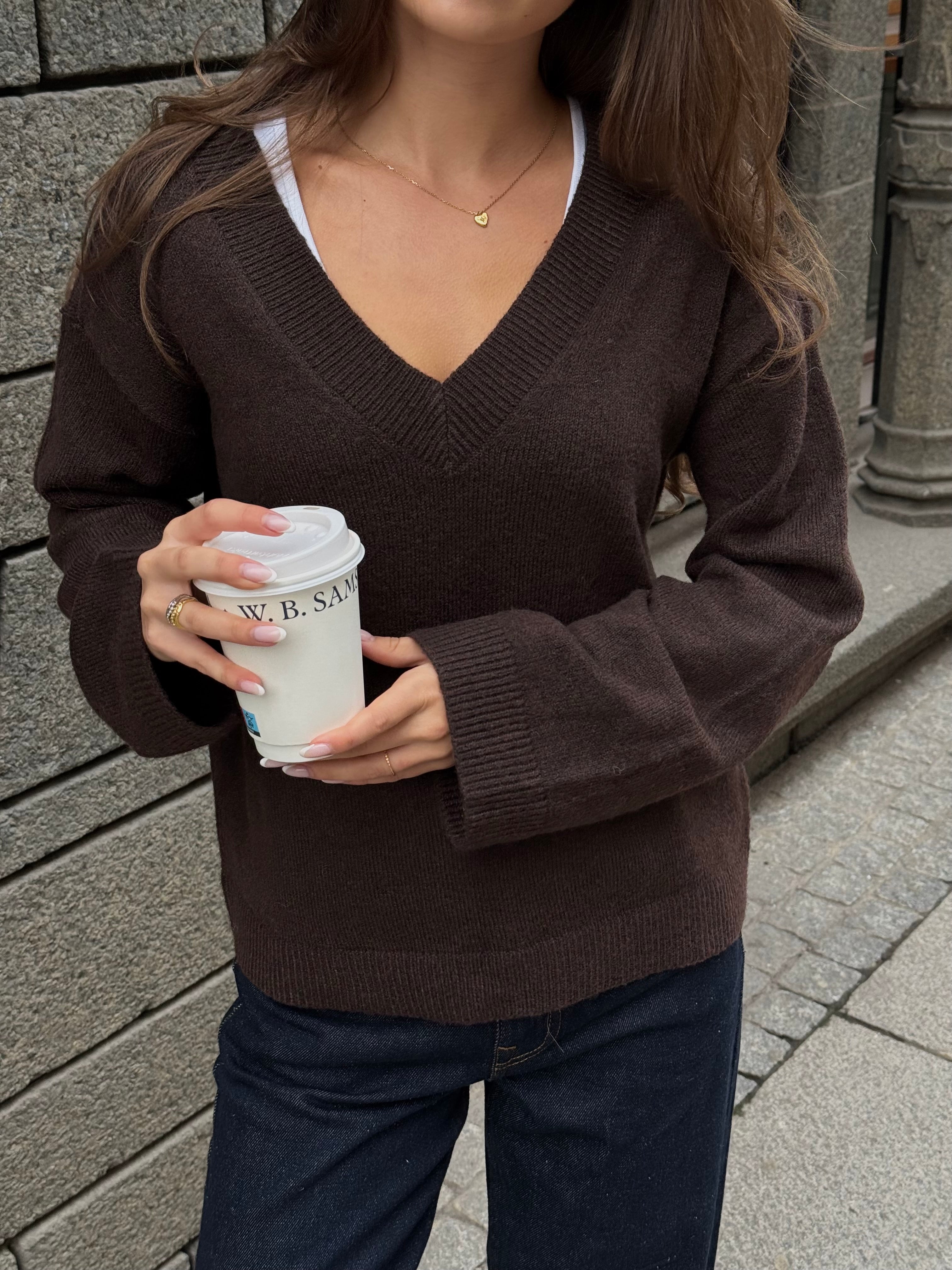 VILIGA Pullover - Coffee Bean